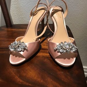 NEW Badgley Mischka Satin heels