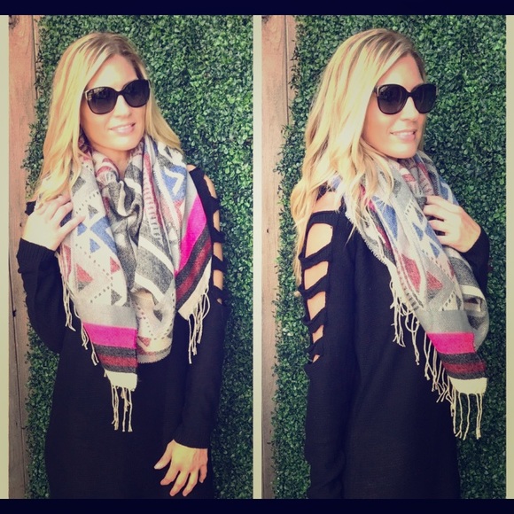 Colorful Print Scarf - NWT - Picture 2 of 6