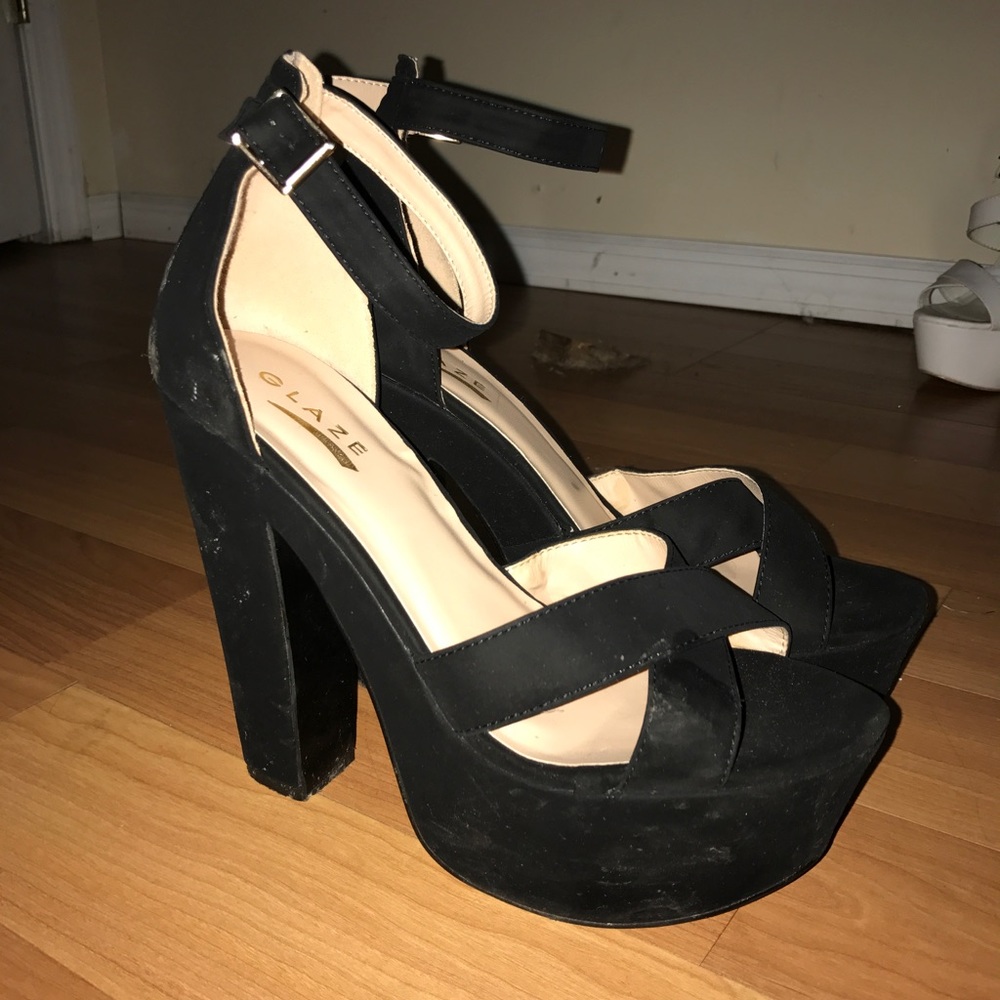 Black velvet heels