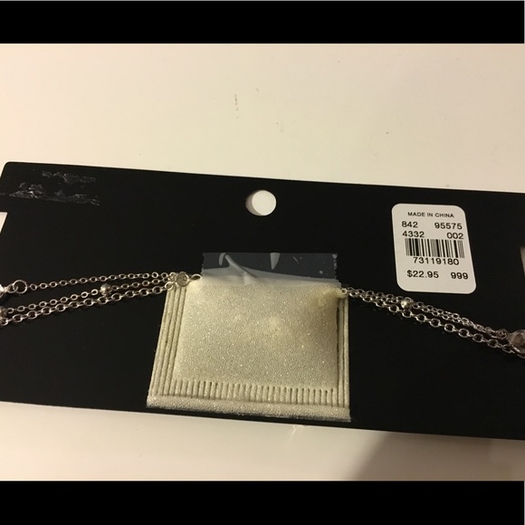 NWT rhinestone choker necklace - Picture 3 of 3