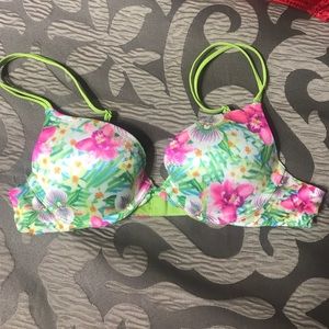 Victoria Secret Very Sexy Push Up