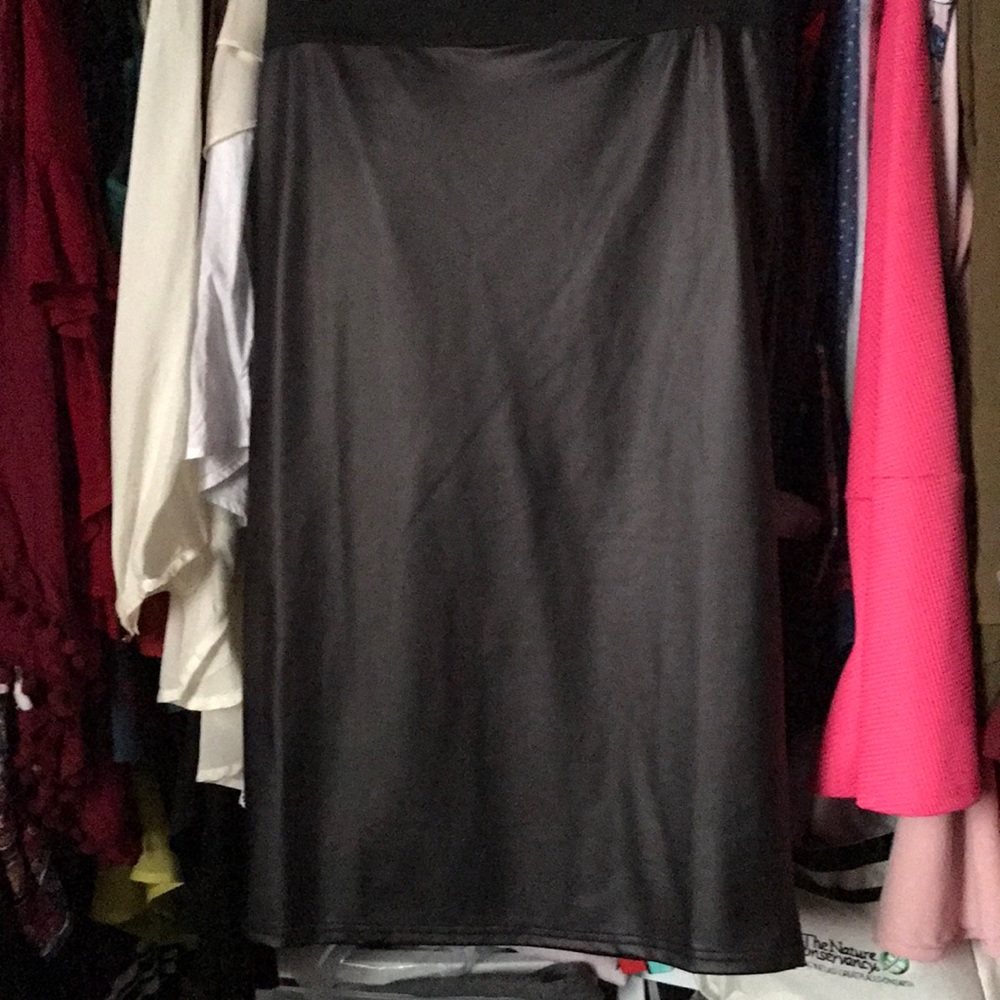 Leather skirt
