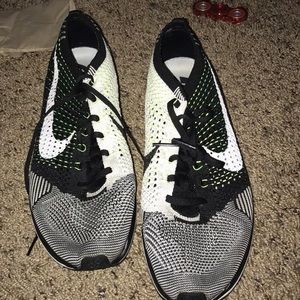 Black nike fly knit racers brand new