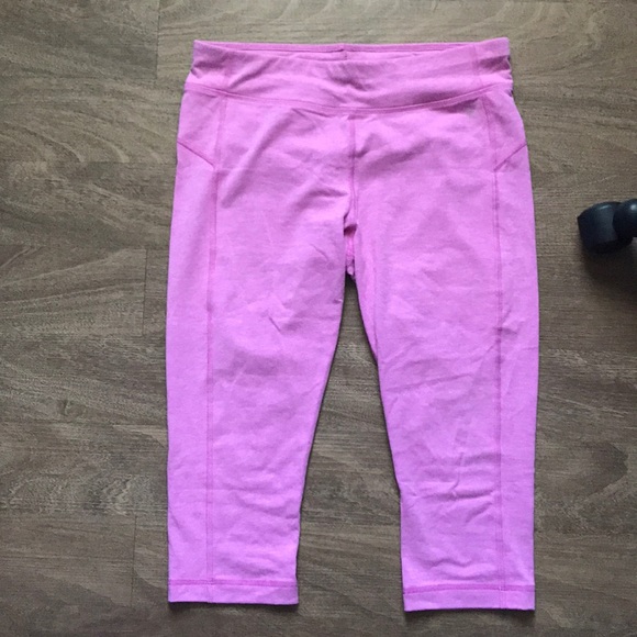 Capris Exercise Pants size 4-6 - Picture 3 of 7