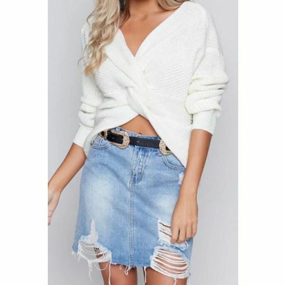 Sweet and twisted sweater