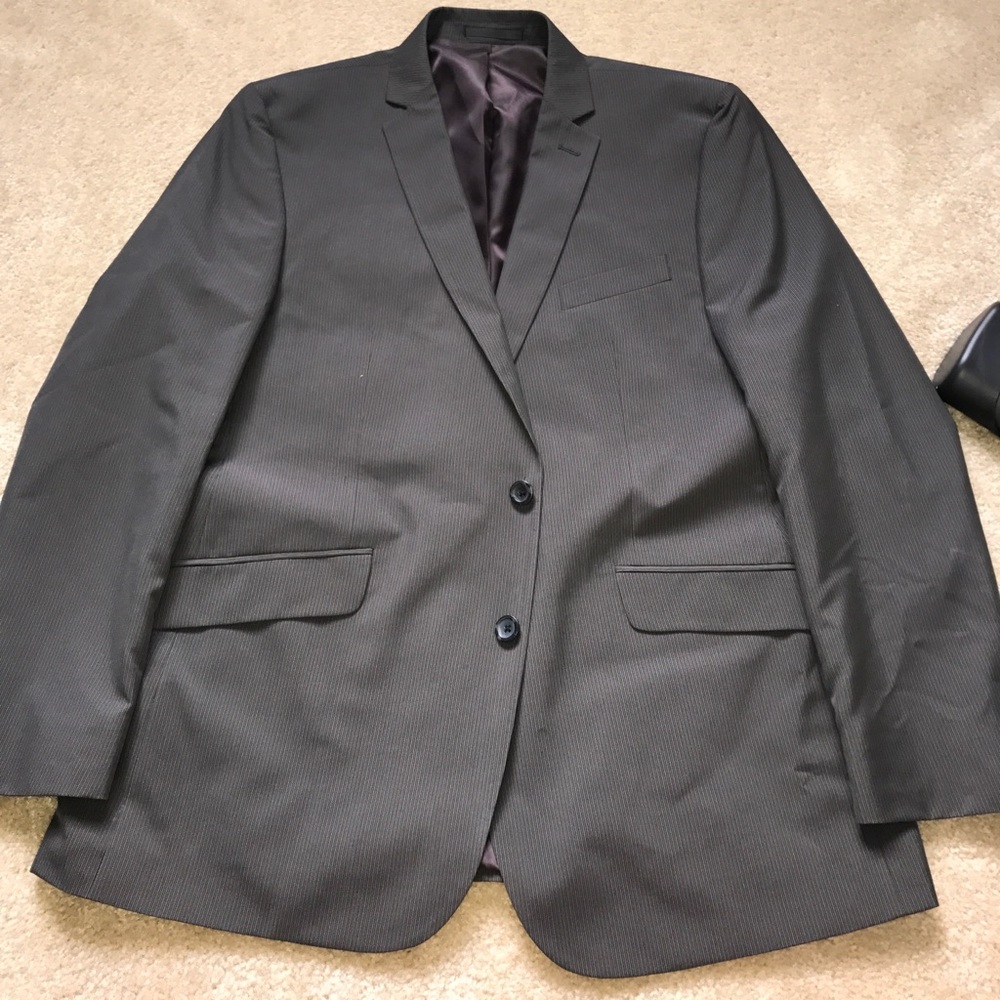 Kenneth Cole men's suit