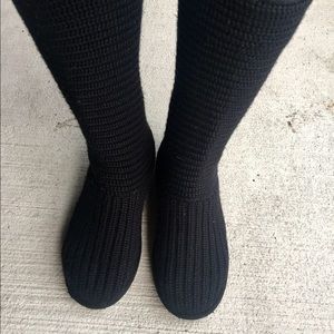 UGG Classic Black Cable Boots Size 7
