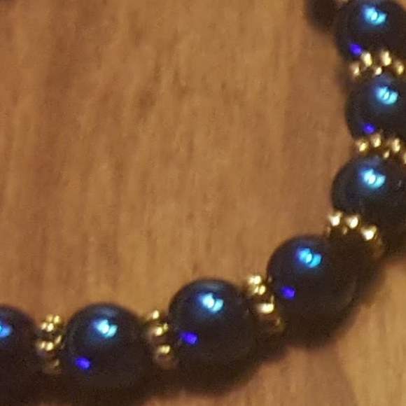 Blue Glass Bead with Gold Spacers Bracelet - Picture 2 of 3