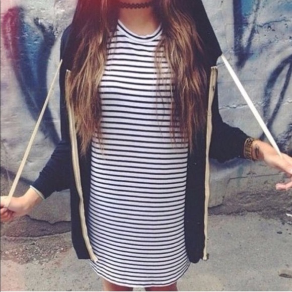 Brandy Melville striped tee dress - Picture 3 of 8