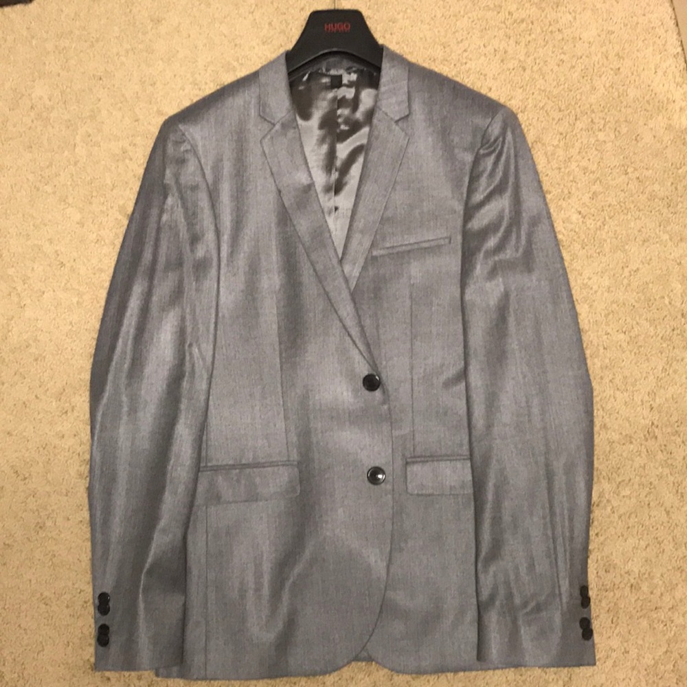 Hugo Boss Blazer in NEW condition!!!