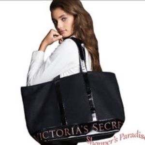 NWT Victoria's Secret Weekender Tote