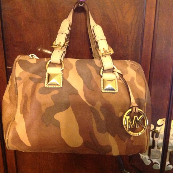 Michael Kors Authentic - Picture 5 of 8