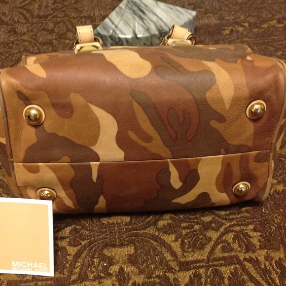 Michael Kors Authentic - Picture 2 of 8