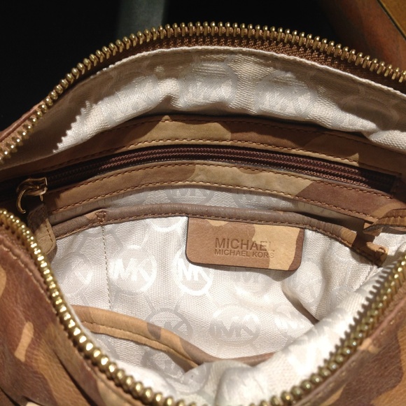 Michael Kors Authentic - Picture 8 of 8