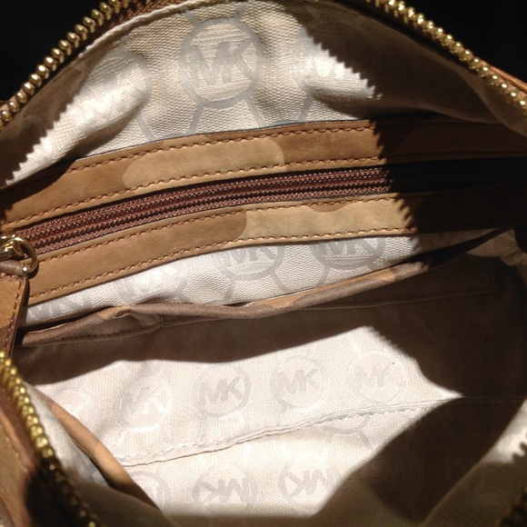 Michael Kors Authentic - Picture 6 of 8