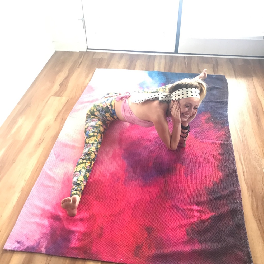 Floor rug by Society 6 - new