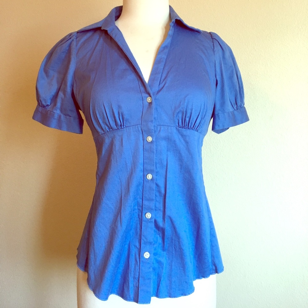 Short sleeve button down