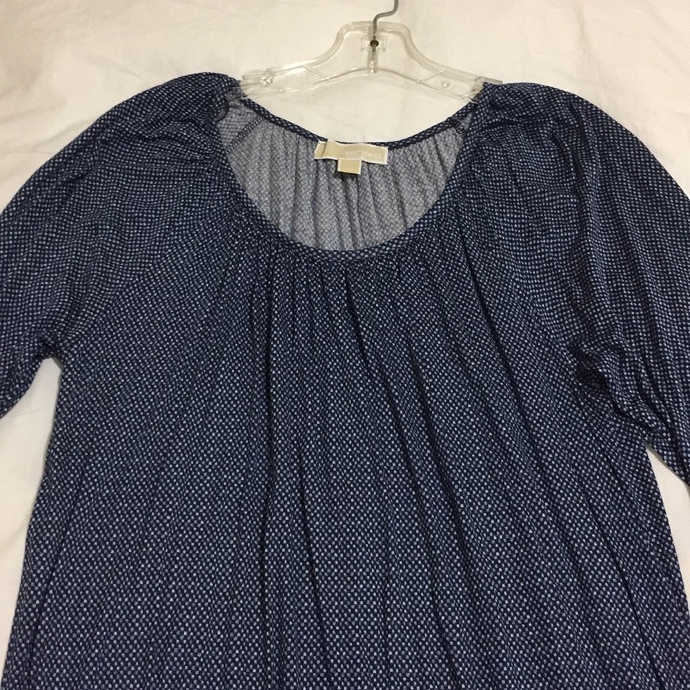 Comfortable Michael Kors top!