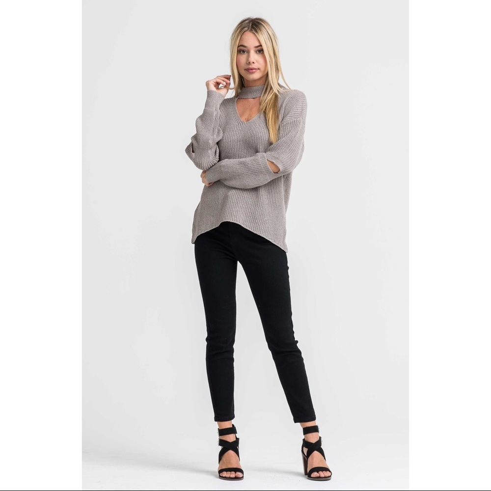 >>LAST<< Cary Cutout Knit Sweater - Picture 2 of 4