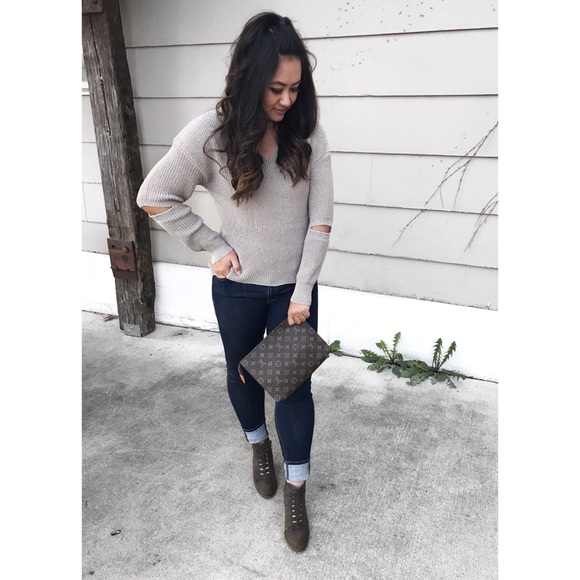 >>LAST<< Cary Cutout Knit Sweater - Picture 4 of 4