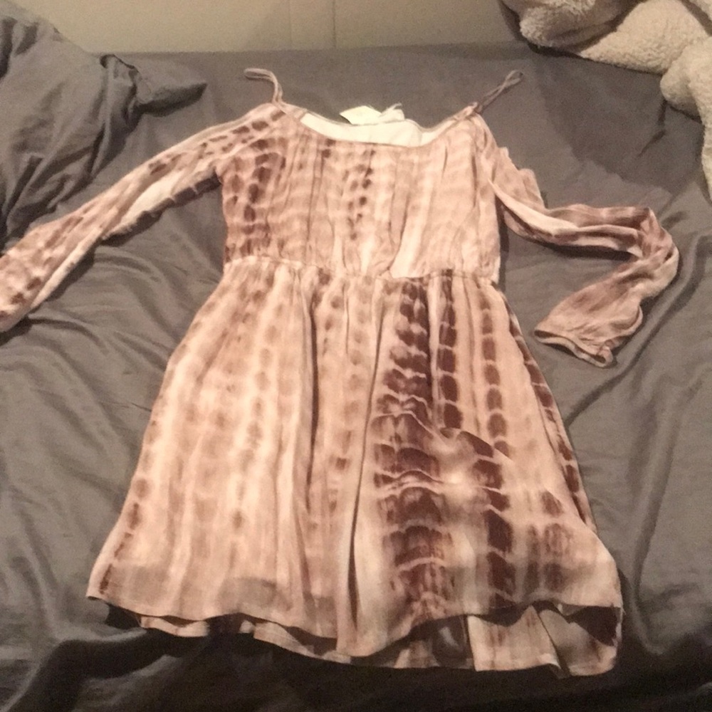 Romper with cold shoulder never worn