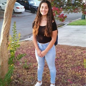 Meet your Posher, Stephanie