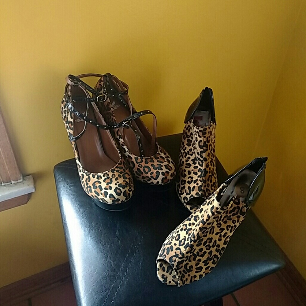 Sexy Leopard Heels! & Leopard peep toe heels! Buy