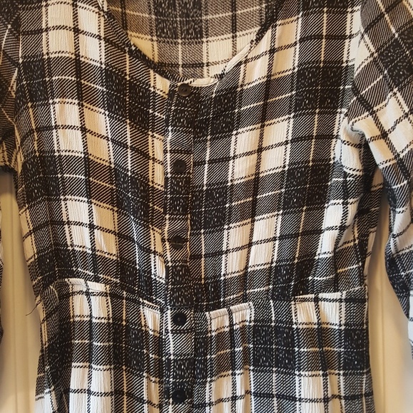 CHARLOTTE RUSSE - Picture 2 of 3