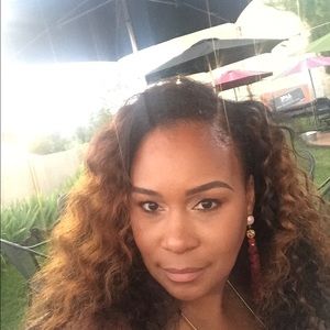 Meet your Posher, Glennetta