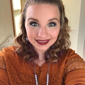 Meet your Posher, Kayla