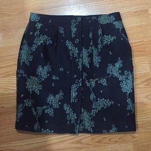 Banana Republic Floral pencil Skirt with buttons