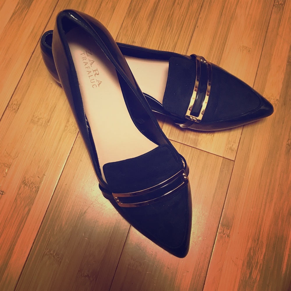Zara Navy Blue Flat size 9 (EU40)