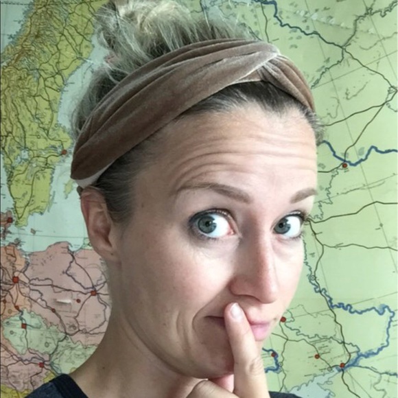 | VELVET TWIST HEADBAND | - Picture 4 of 5