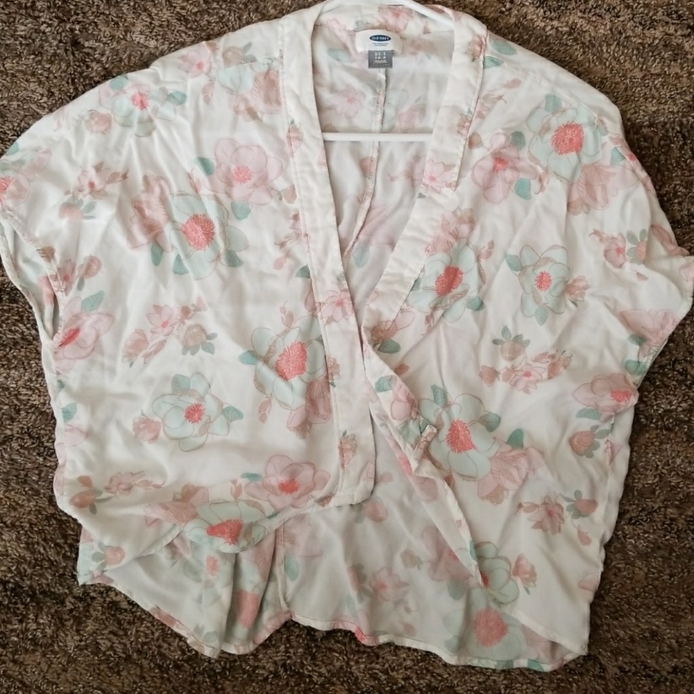Old navy girls XS-S kimono.
