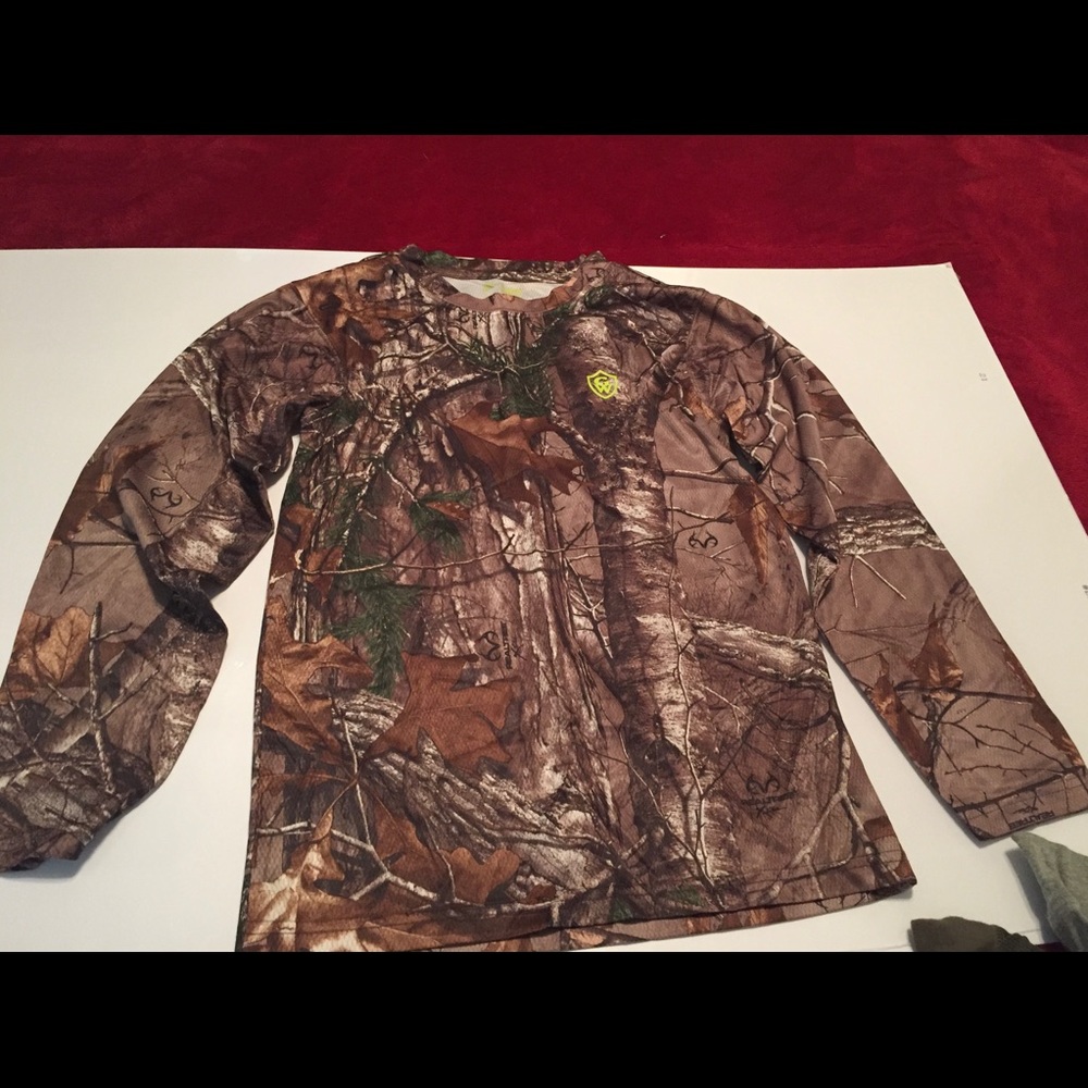 Boys Camo long sleeve shirt