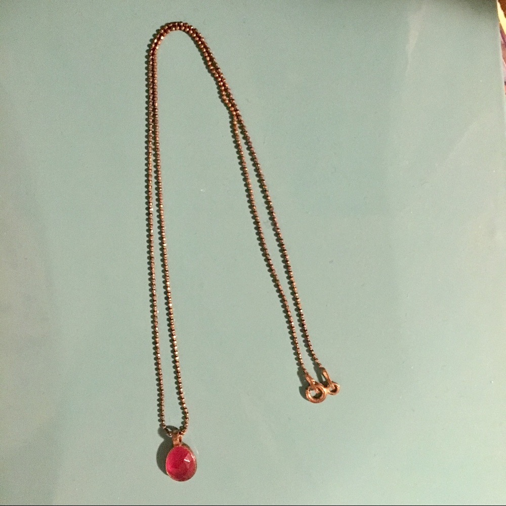 Dainty pink crystal drop necklace, NWOT