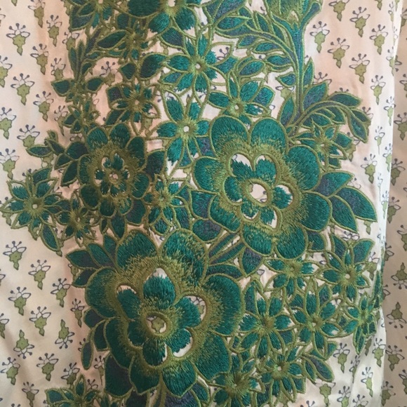 ❌SOLD❌Embroidered Bomber - Picture 5 of 5