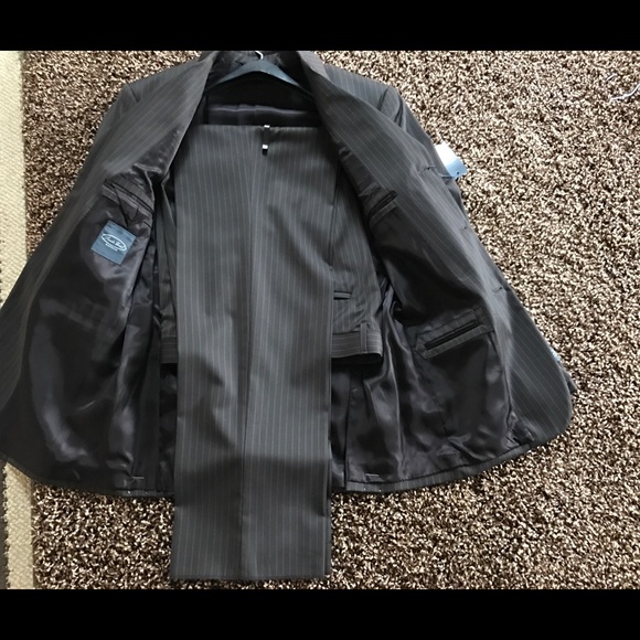 Men's where house suits - Picture 4 of 8