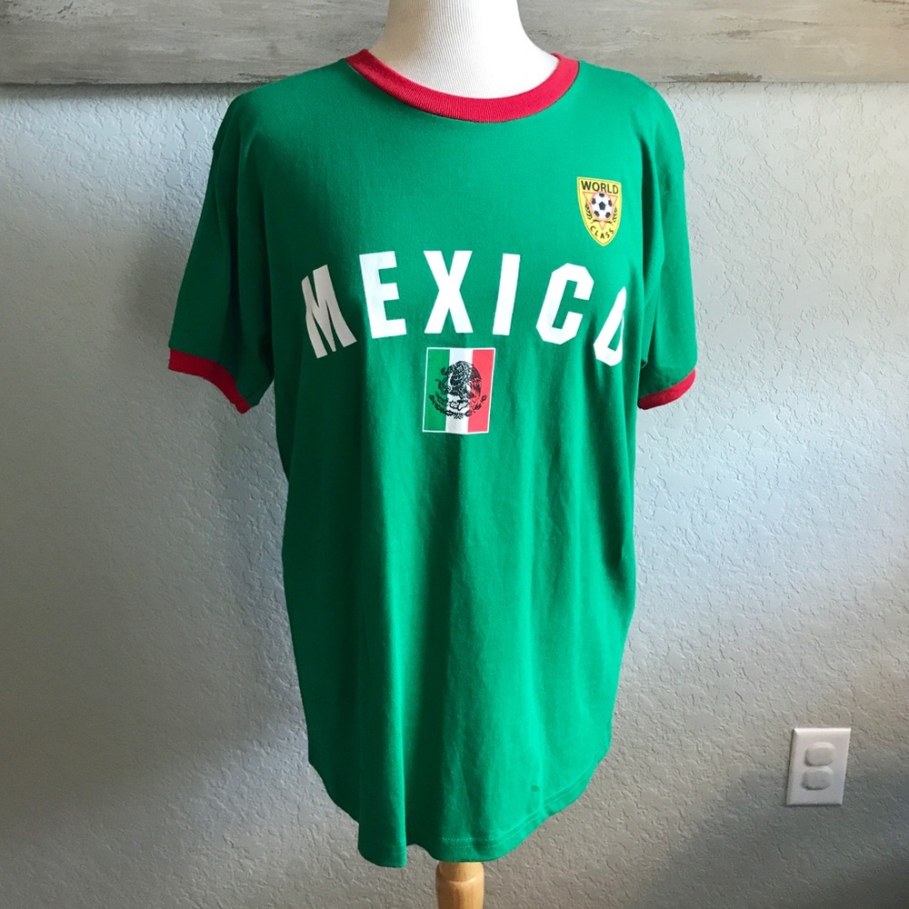 VINTAGE ⚽️ Mexico Soccer green and red tee