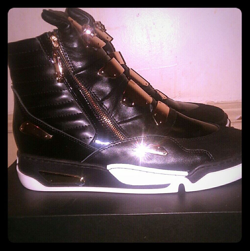 Versace Designer Shoes Gold/Black/White