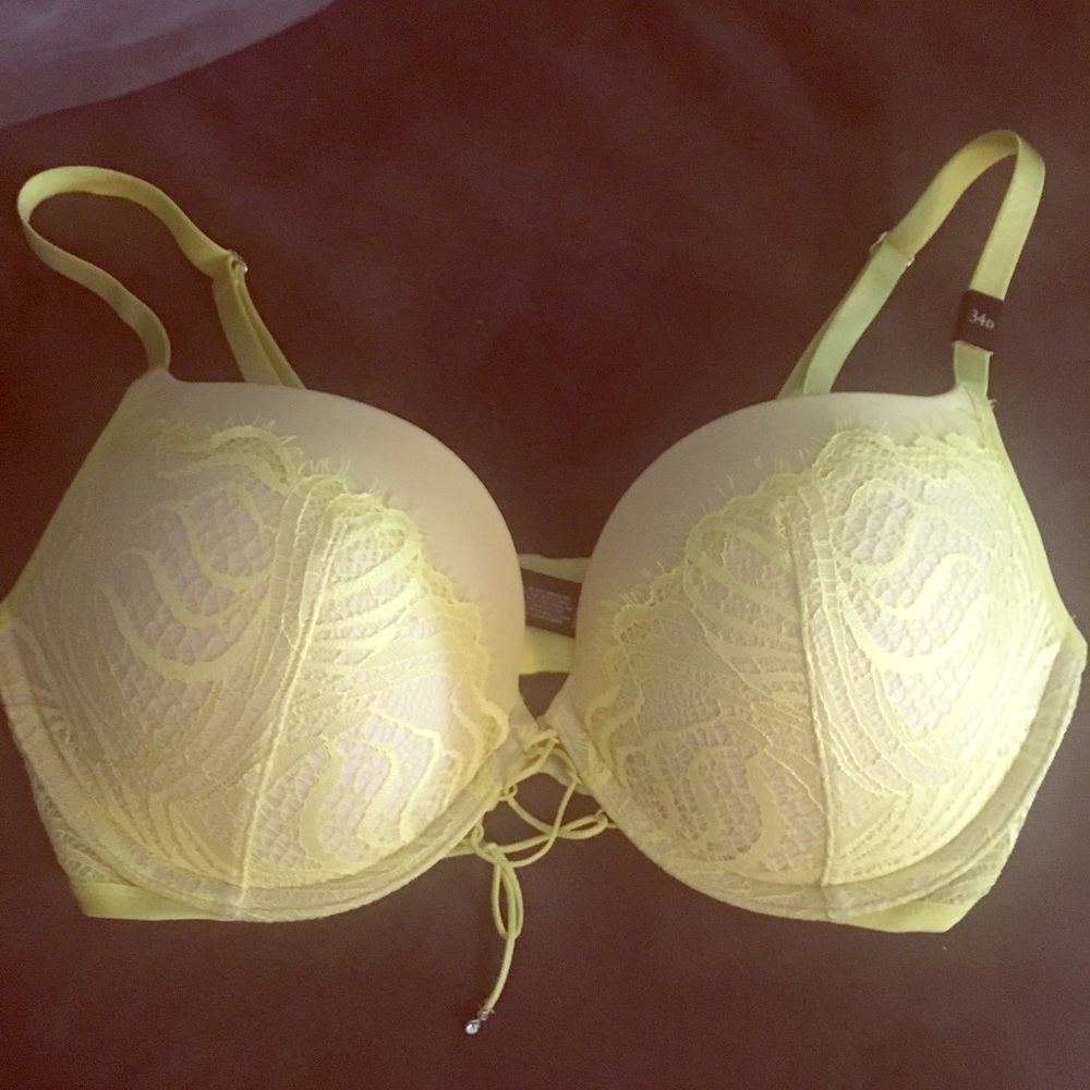 NWT Victoria's Secret Very Sexy Push-up