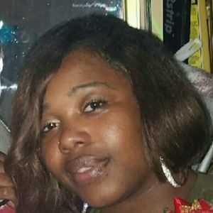 Meet your Posher, Tashell