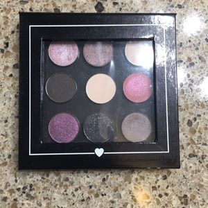 Mini Z Palette w/ Urban Decay eyeshadow