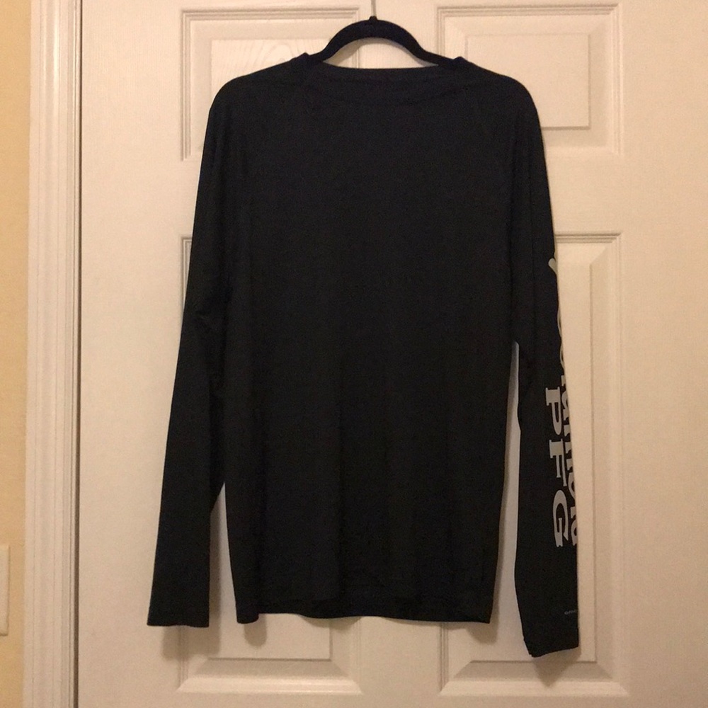 Columbia dri fit material shirt