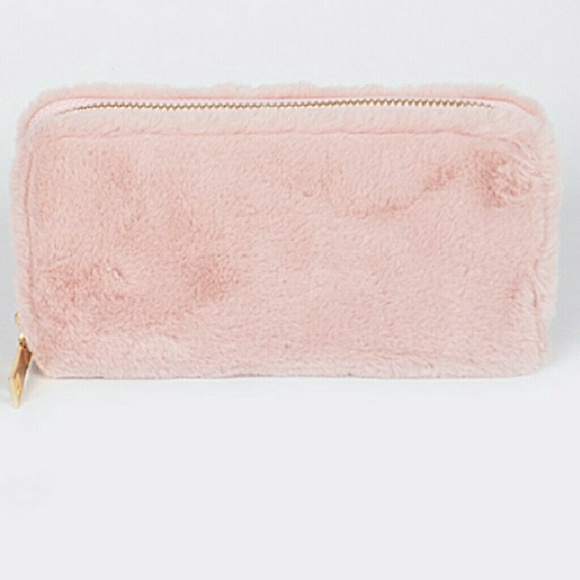 💋"Faux Fur" Wallet* Only 2 Left (Pink) - Picture 2 of 6