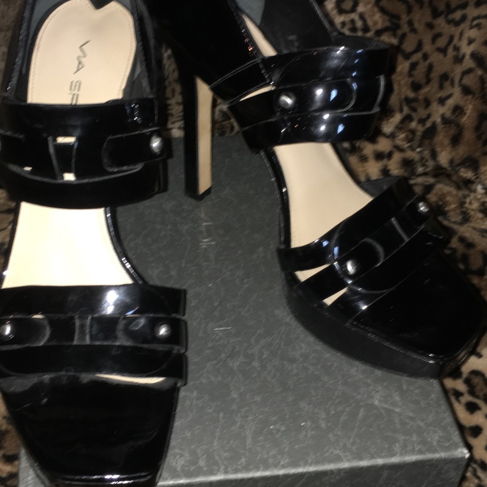 Via Spiga black patent heels. 5inch