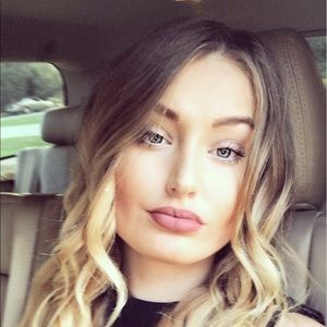 Meet your Posher, Hannah