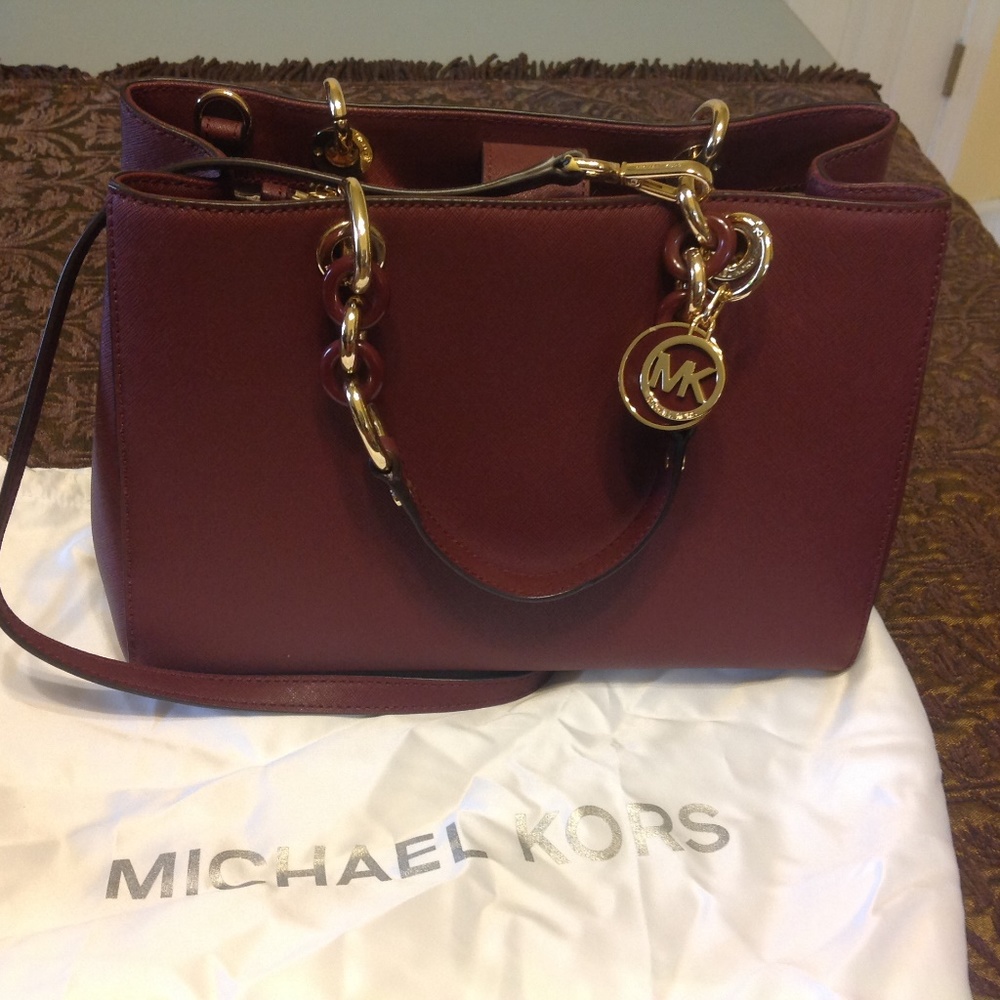 Michael Kors Authentic