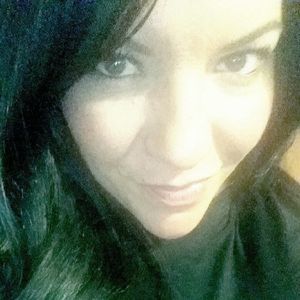 Meet your Posher, Julie roberts