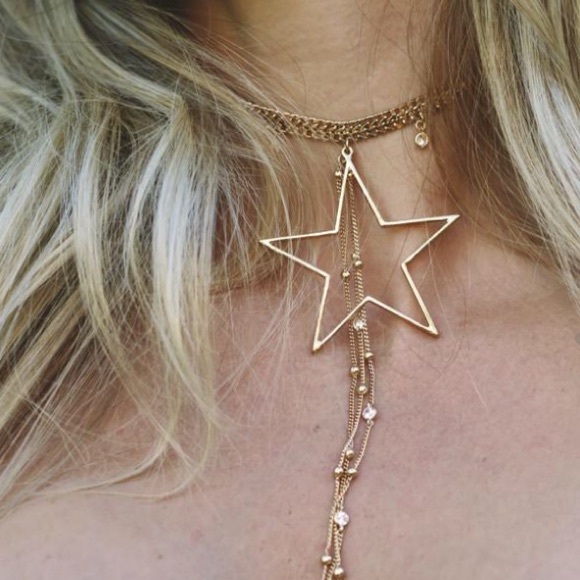 18k Star Gold Choker - Picture 3 of 4